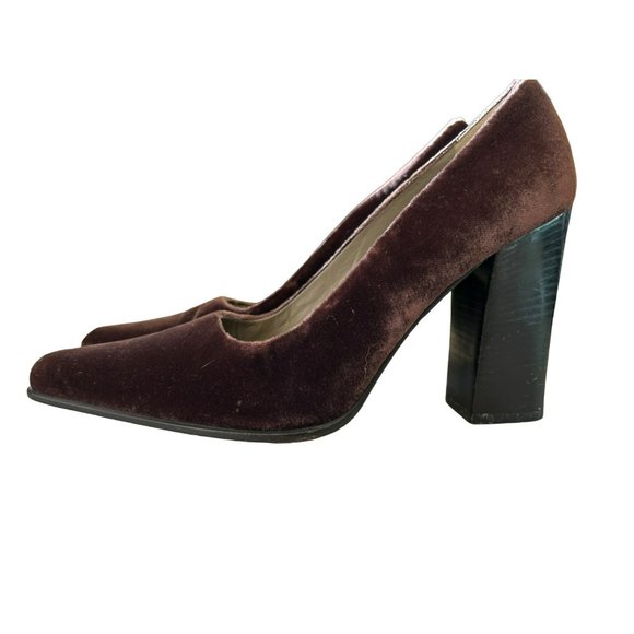 Prada Women's Brown Velvet 4" Heel Pumps Size 37 1/2 Vero Cucio Made in Italy - Picture 4 of 9
